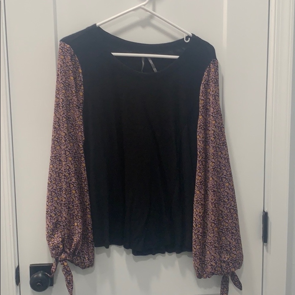 Anthropology Akemi + Kin tie sleeve top